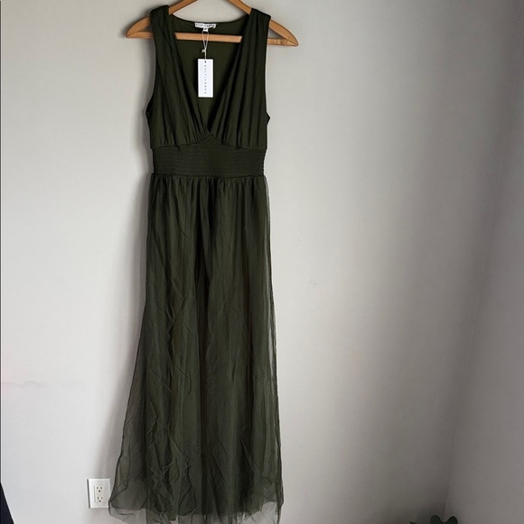 NEW Baltic Born Kamila Tulle Maxi Dress Juniper Green medium - Picture 2 of 13